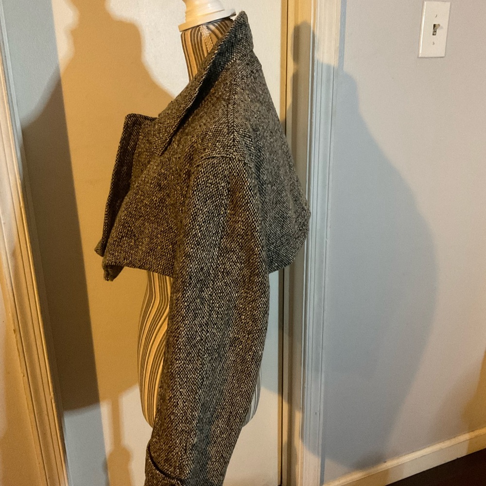 Tweed cape - Picture 2 of 4